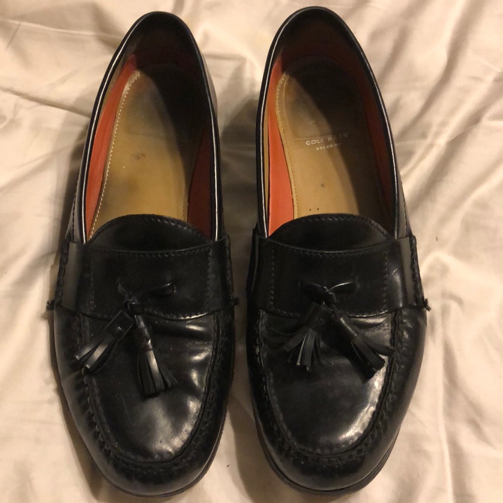 Dress shoes